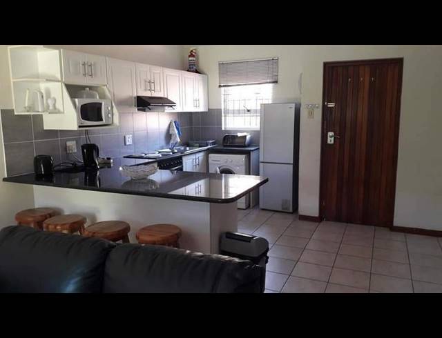 2 BEDROOM PROPERTY TO RENT IN MEER EN SEE